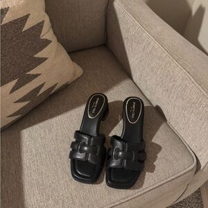 Kenneth Cole black leather Harper block, heel Sandals